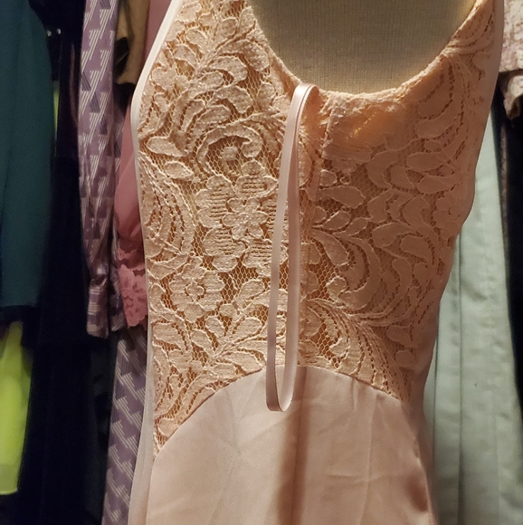 YA LOS ANGELES PINK DRESS SIZE MEDIUM - Picture 4 of 7